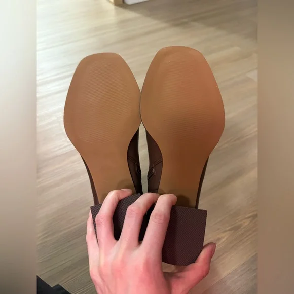 NWT Steve Madden Faux leather Pammy brown bootie - size 7.5 - Picture 10 of 13